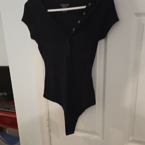 American Eagle Outfitters Black Fitted Polo Bodysuit - Picture 6 of 7